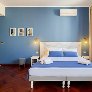 City Love Rooms , Syracuse Italia